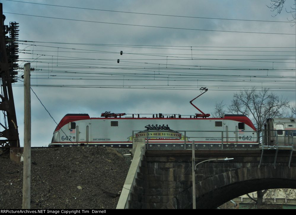 AMTK 642 on train 43